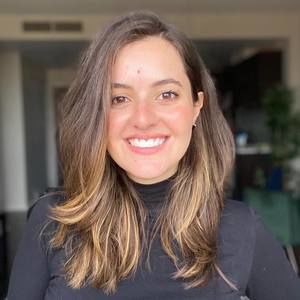 Meet your Posher, Camila